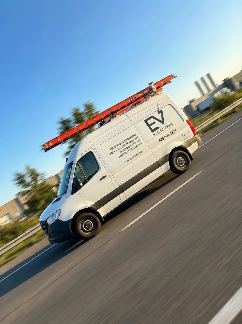 Véhicule de service EV Electrique